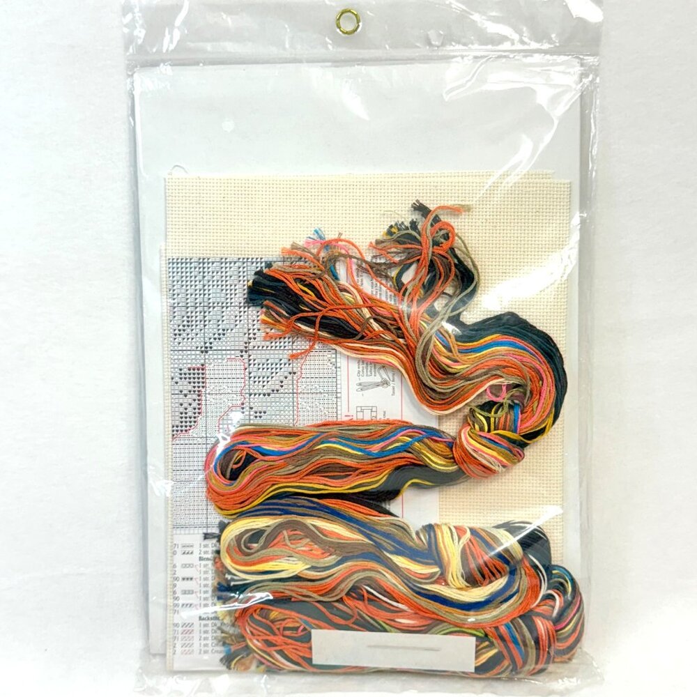 Ivory Cats Counted Cross Stitch Kit -Designs for the Needle - NWT - Picture 5 of 6
